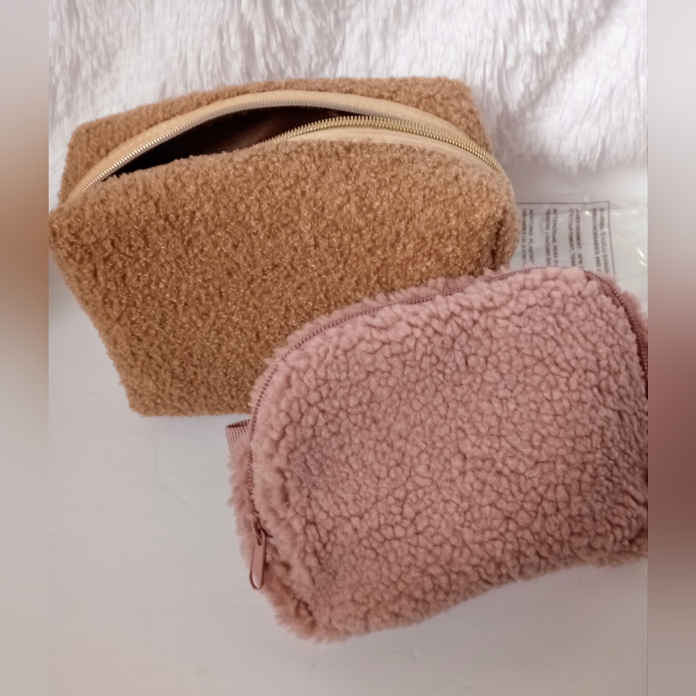 New Ulta Sherpa Cosmetic Bag And Fannie Pack